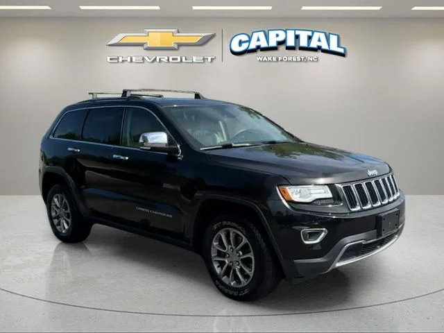 Used 2015 Black Jeep Limited image 7