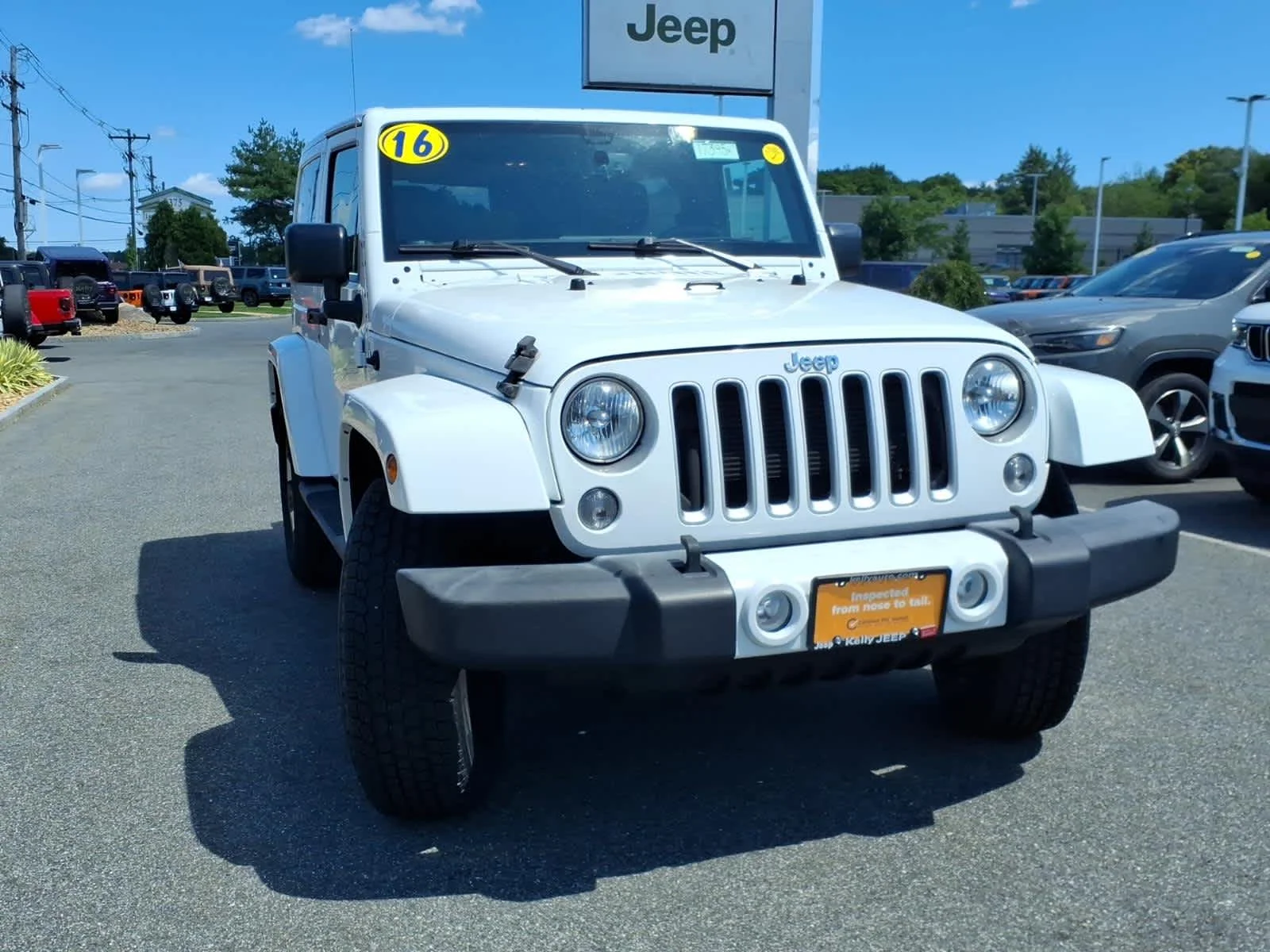 Certified Used 2016 Bright White Clearcoat Jeep Sahara image 4