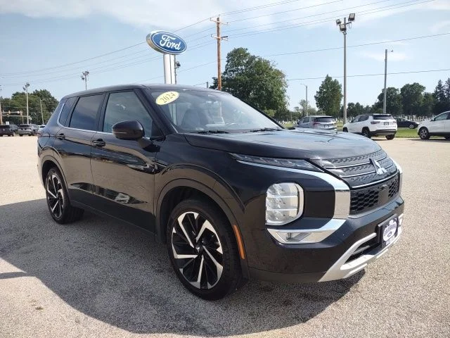 Used 2024 Gray Mitsubishi  image 7