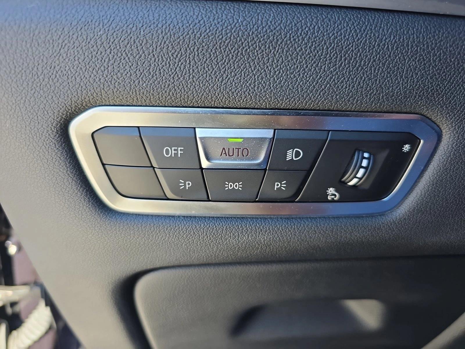 Used 2023 Carbon Black Metallic BMW xDrive40i image 24