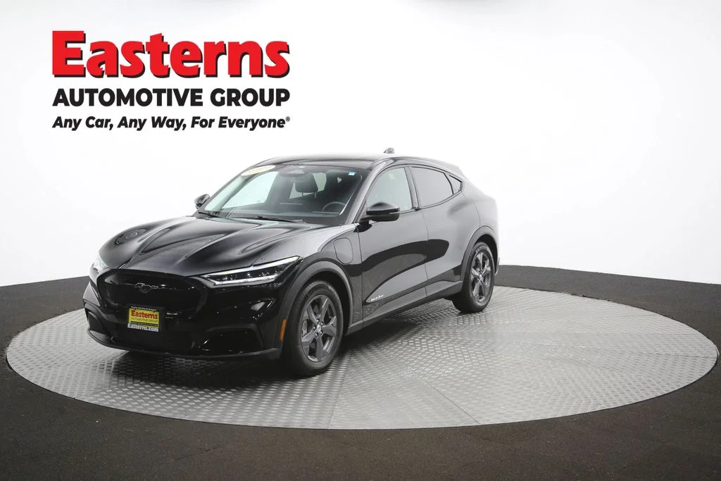 Used 2021 Black Ford Select image 53