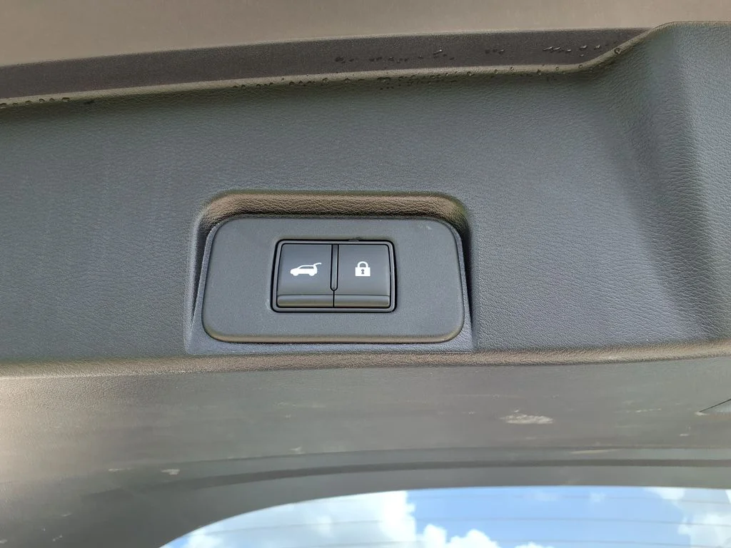 Used 2024 White Nissan SV image 13