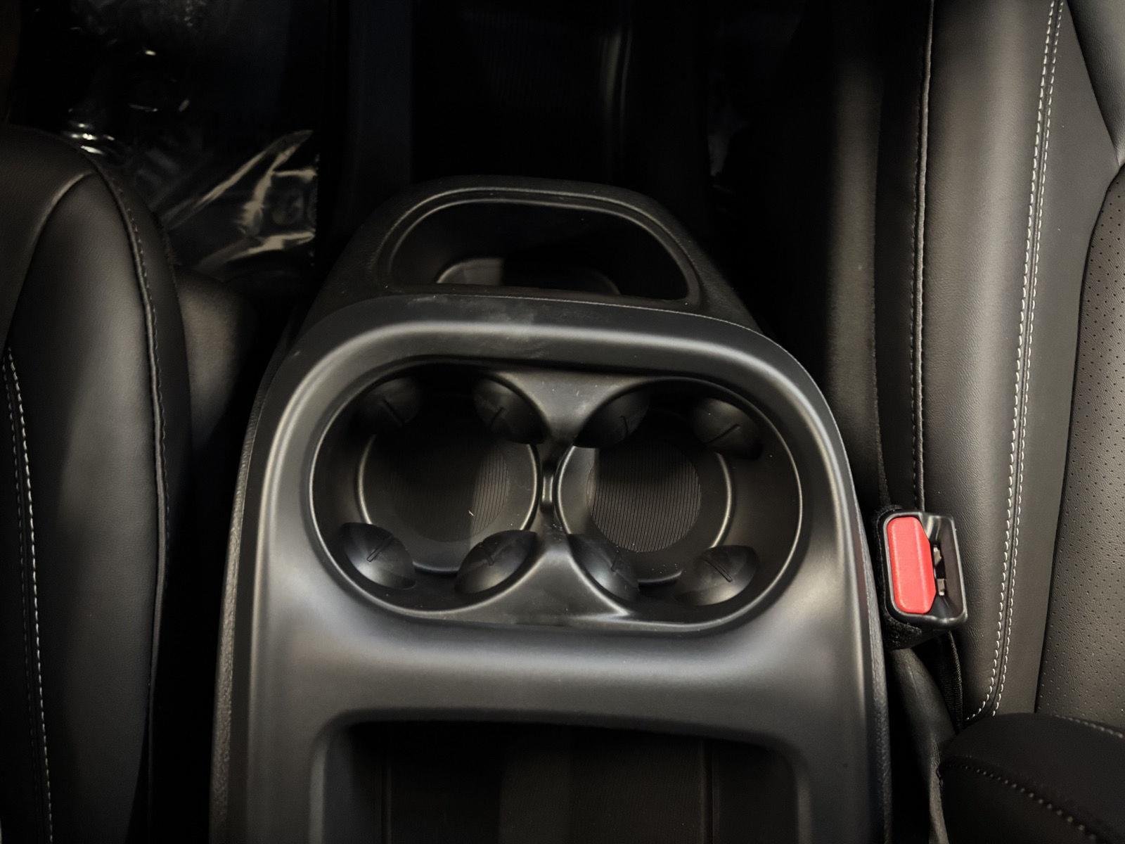 2026 Chrysler Pacifica Select - Photo 21