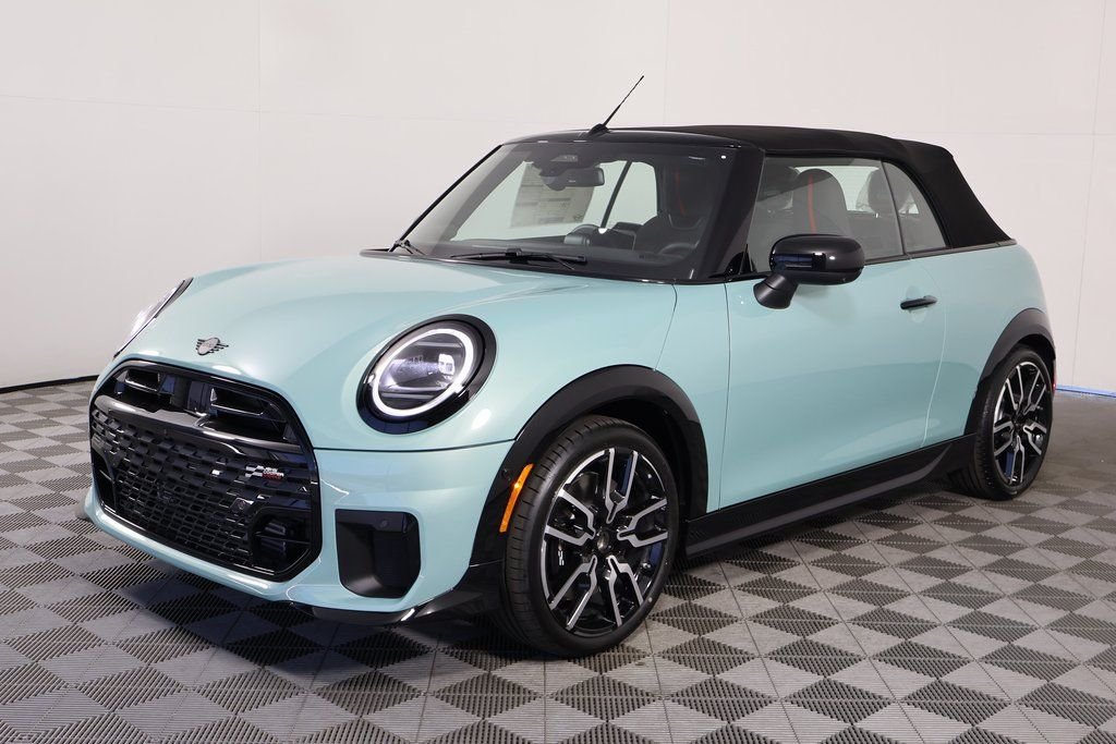 2026 MINI Convertible Cooper S's photo