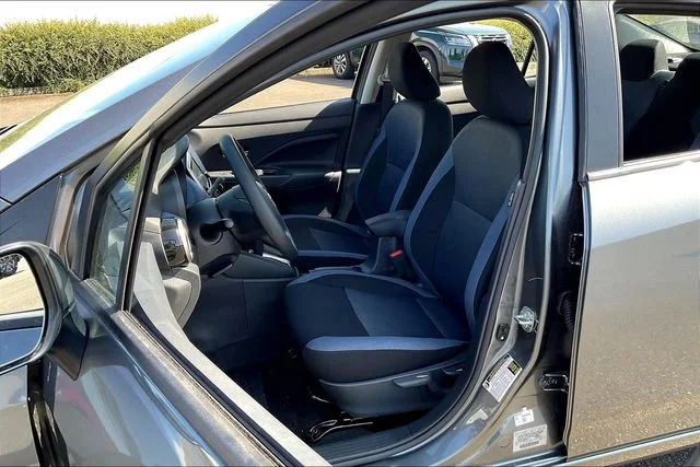2025 Nissan Versa Sedan SV - Photo 10