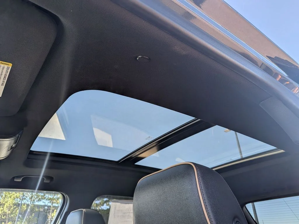 Used 2022 Iron Gray Metallic Chevrolet Premier image 18