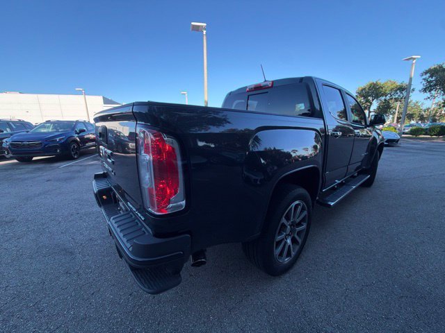 Used 2022 Green GMC Denali image 4