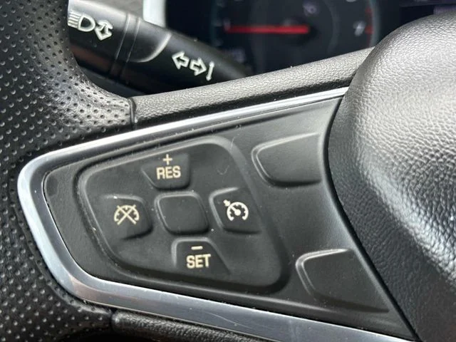 Used 2022 Silver Chevrolet LT image 21