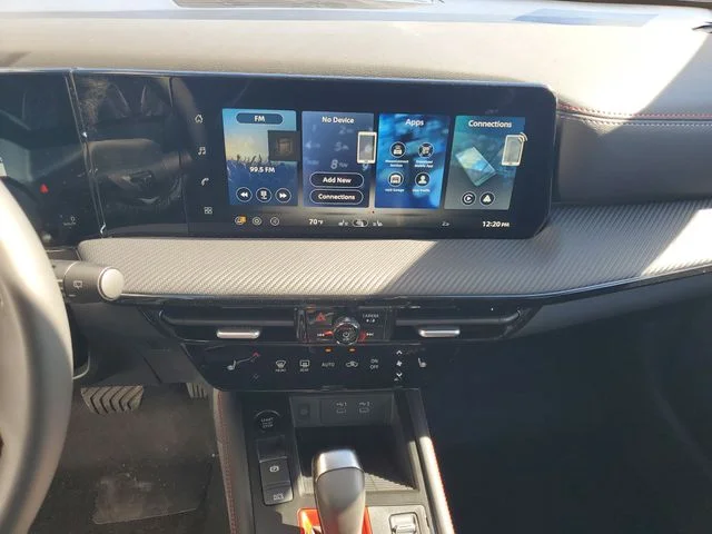 2026 Nissan KICKS SR - Photo 6