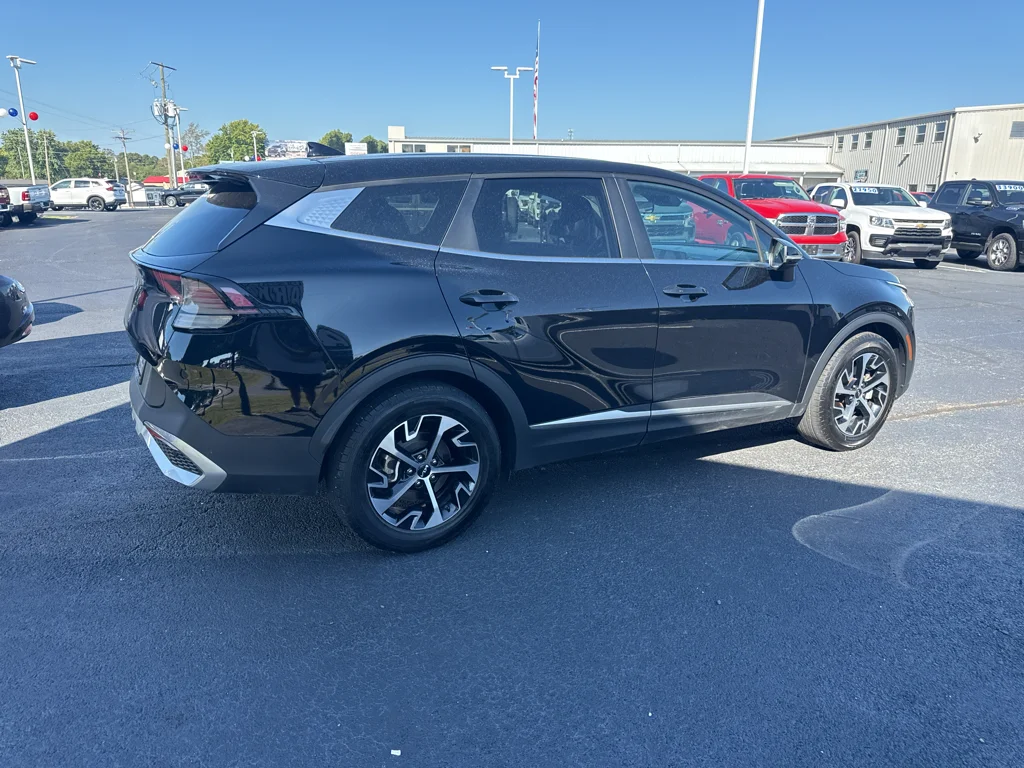 Used 2024 Ebony Black Kia EX image 4
