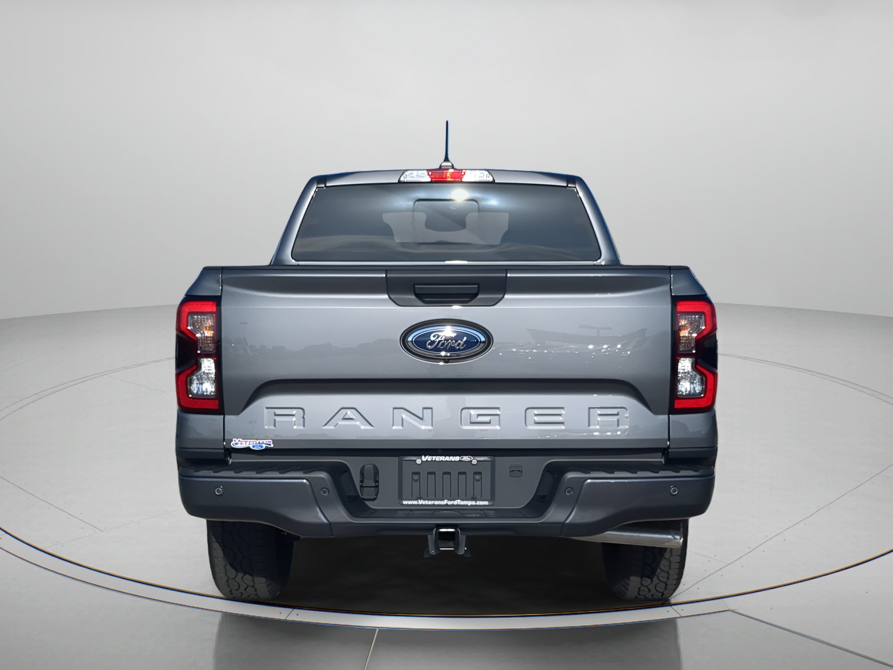 New 2026 Carbonized Gray Metallic Ford Lariat® image 38