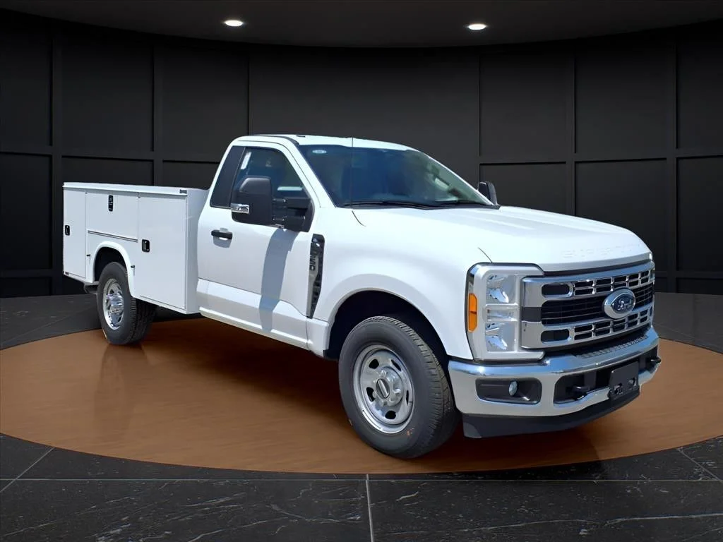 2023 Ford F-350 XL Regular Cab 145-In SRW's photo