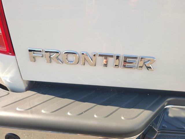 Used 2020 White Nissan SV image 10