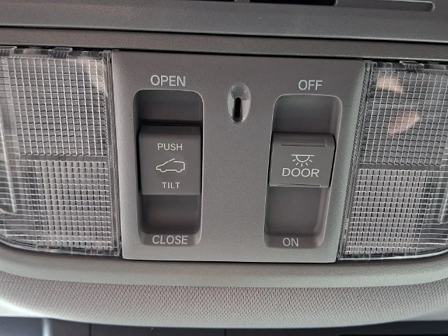 Used 2018 Gray Honda EX image 24