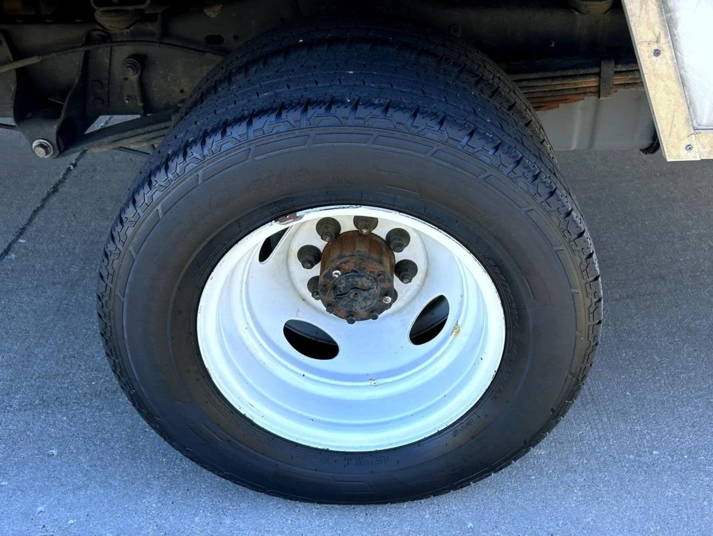 Used 2024 White Ford Base image 18