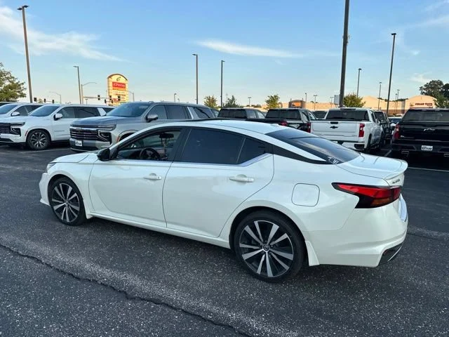 Used 2020 White Nissan SR Intelligent AWD image 5