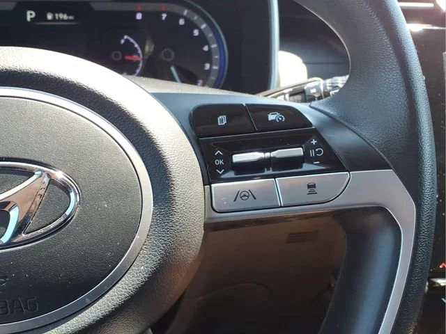 Used 2024  Hyundai SEL image 15