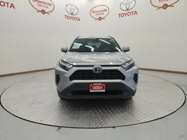 Used 2024 Silver Toyota XLE image 4