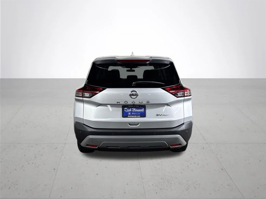 Used 2021 Silver Nissan SV image 7