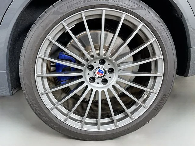 Used 2024 Gray BMW ALPINA XB7 image 34