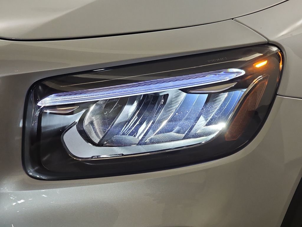 2026 Mercedes-Benz GLB GLB 250 - Photo 34
