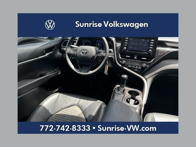 2022 Toyota Camry SE