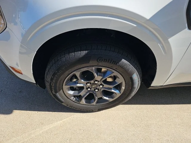 New 2026 Oxford White Ford XLT image 38