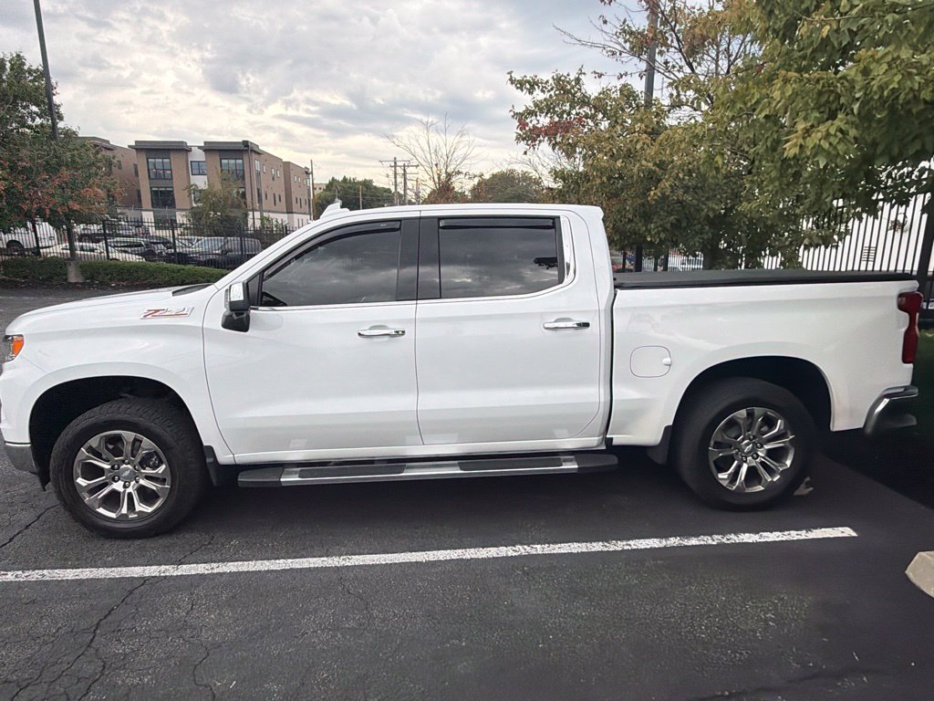Used 2023 SUMMIT WHITE Chevrolet LTZ image 4