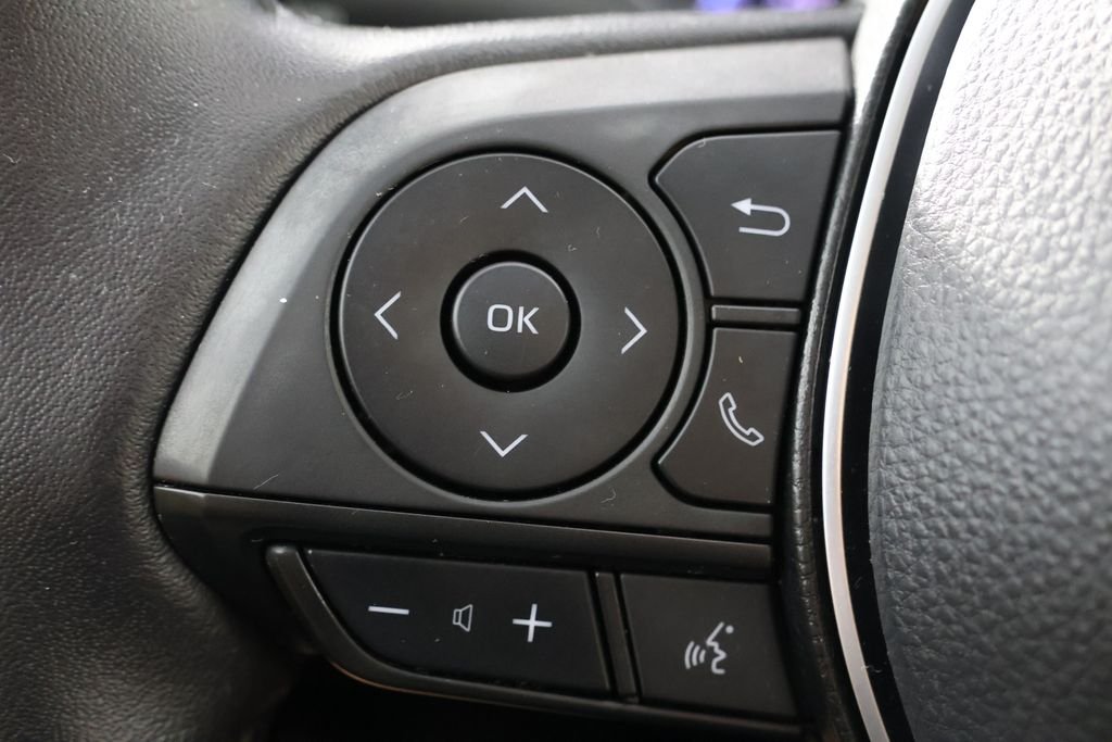 Used 2022 Black Toyota XLE image 11