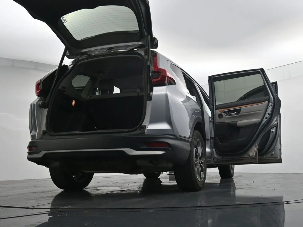 Used 2022 Silver Honda EX-L image 29