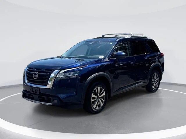 Used 2023 Blue Nissan SL image 1