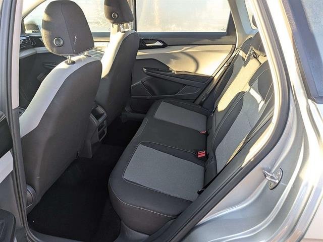 Used 2024  Volkswagen S image 14