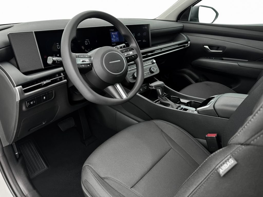 2025 Hyundai Tucson SE - Photo 21