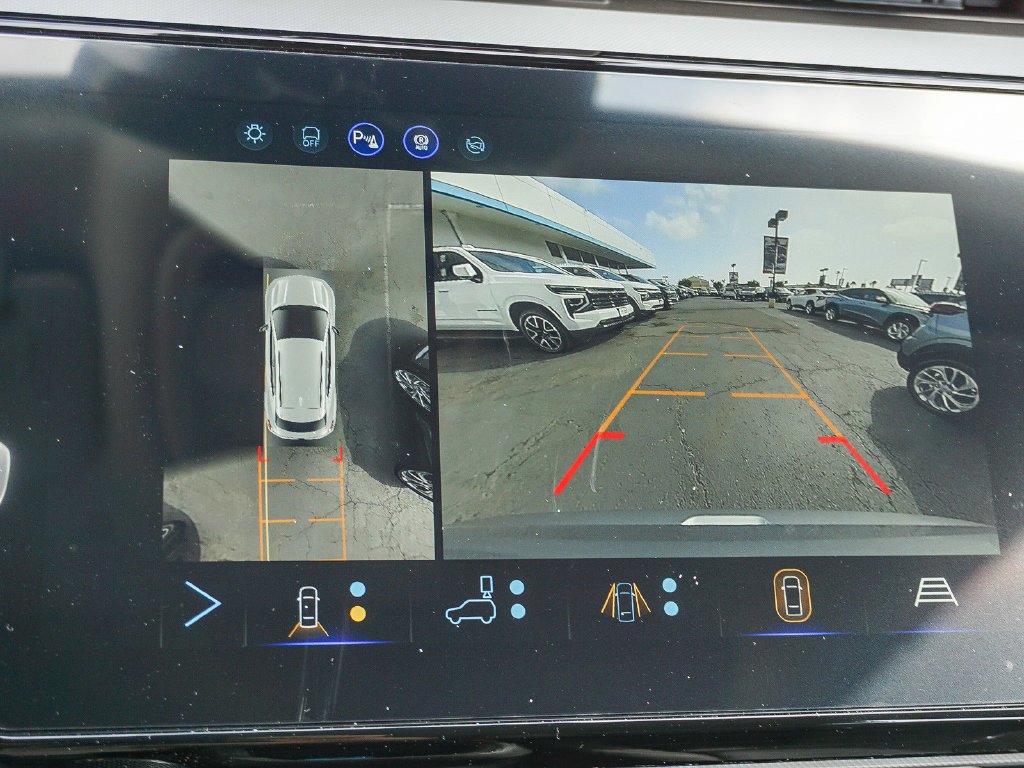 2027 Chevrolet Bolt RS - Photo 23
