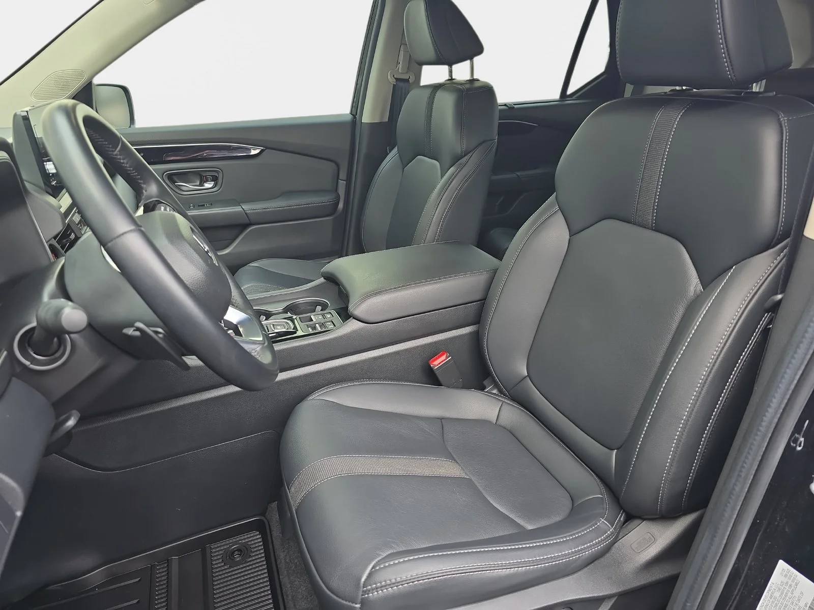 2025 Honda Pilot EX-L - Photo 18