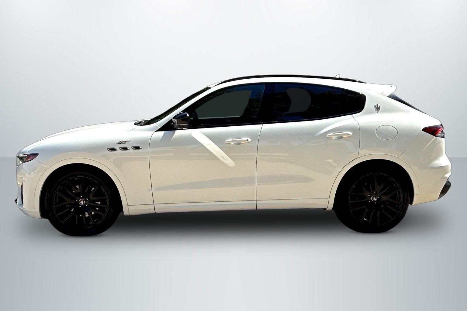 Used 2022 White Maserati GT image 8
