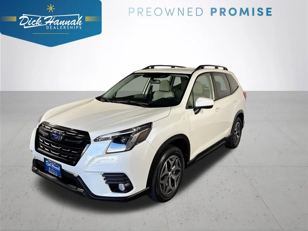 2023 Subaru Forester Premium's photo