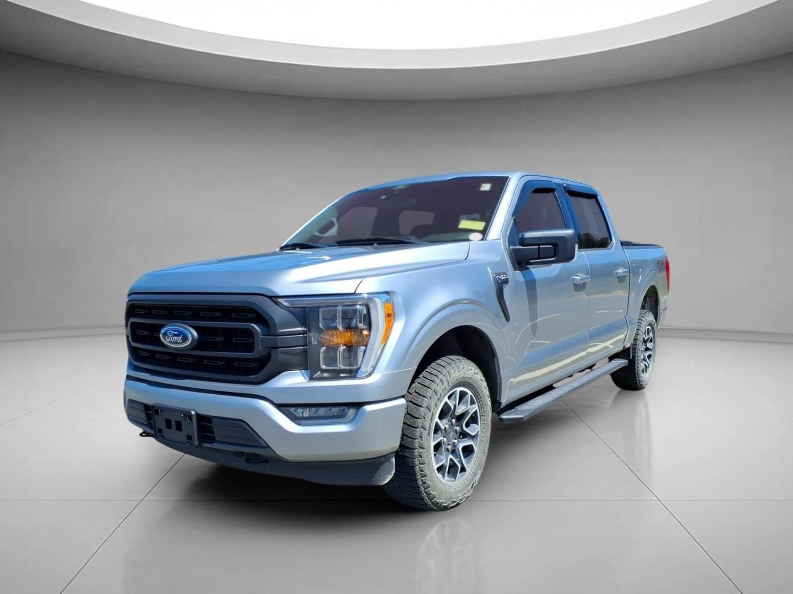 Used 2021 Iconic Silver Metallic Ford XLT image 1