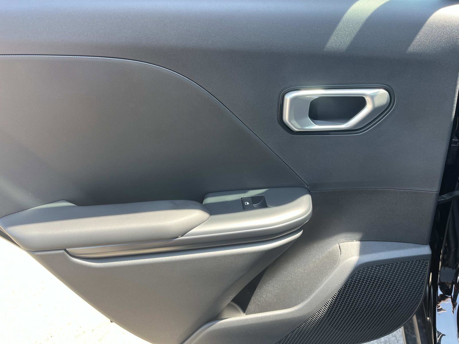 New 2026 Aurora Black Pearl Kia LXS image 18