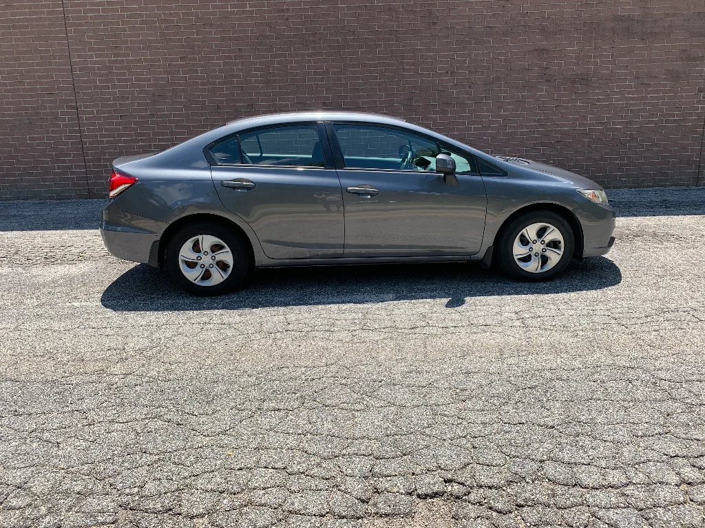 Used 2013 Polished Metal Metallic Honda LX image 8