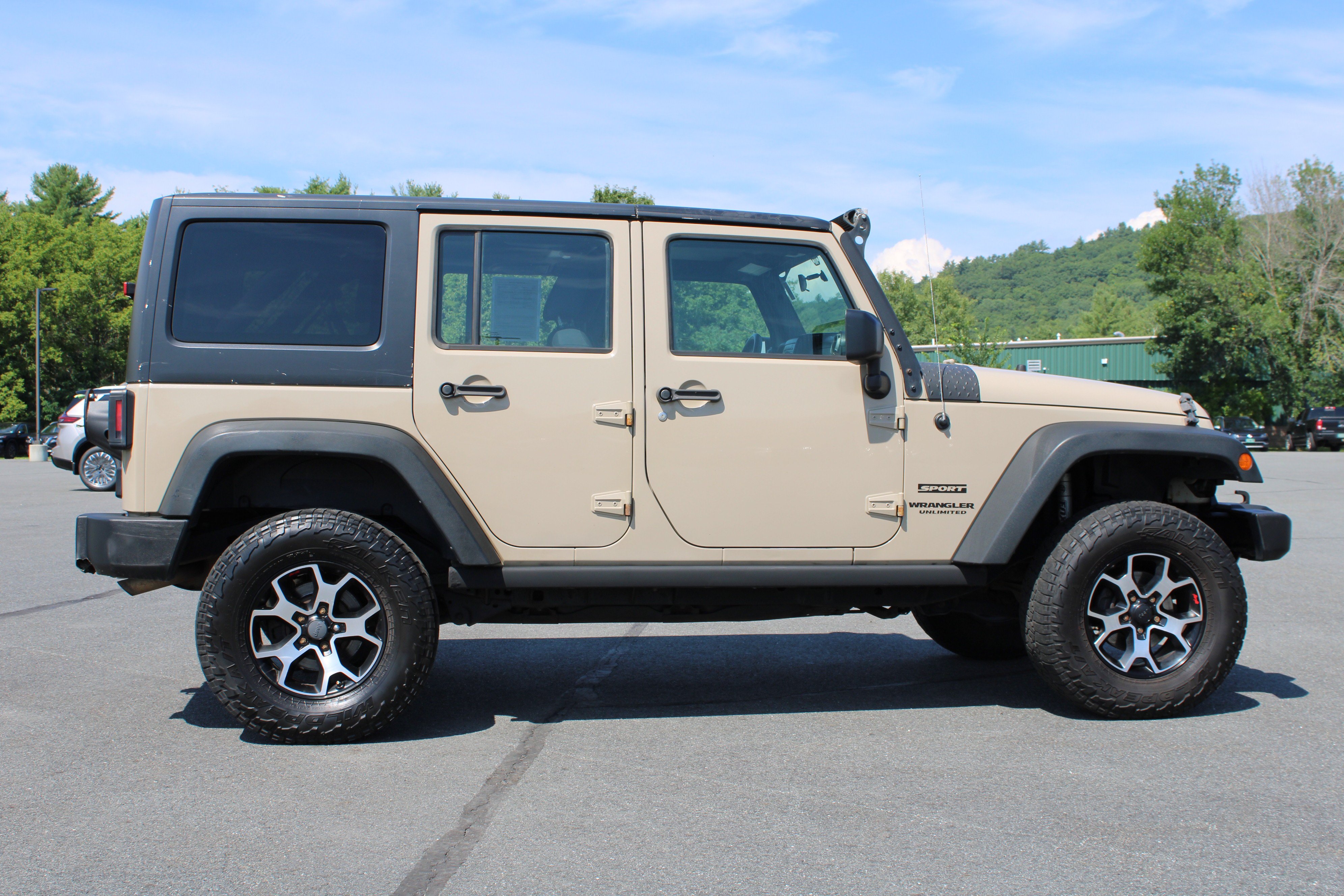 Used 2016 Mojave Sand Clearcoat Jeep Sport image 7