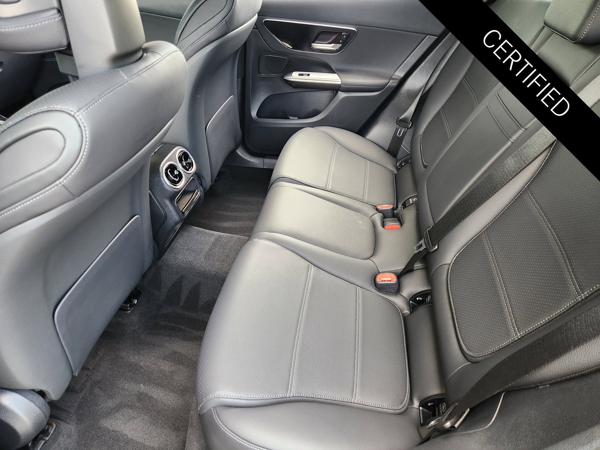 Certified Used 2026 Black Mercedes-Benz GLC 300 image 31