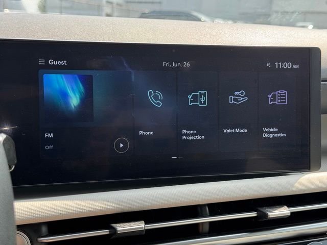 Used 2025 White Hyundai SEL image 26
