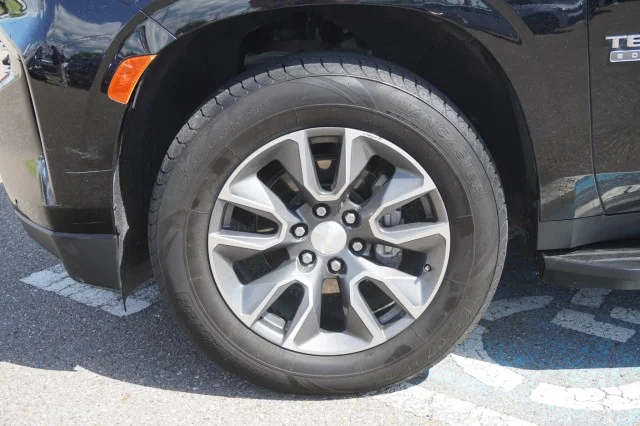 Used 2022 Black Chevrolet LT image 12
