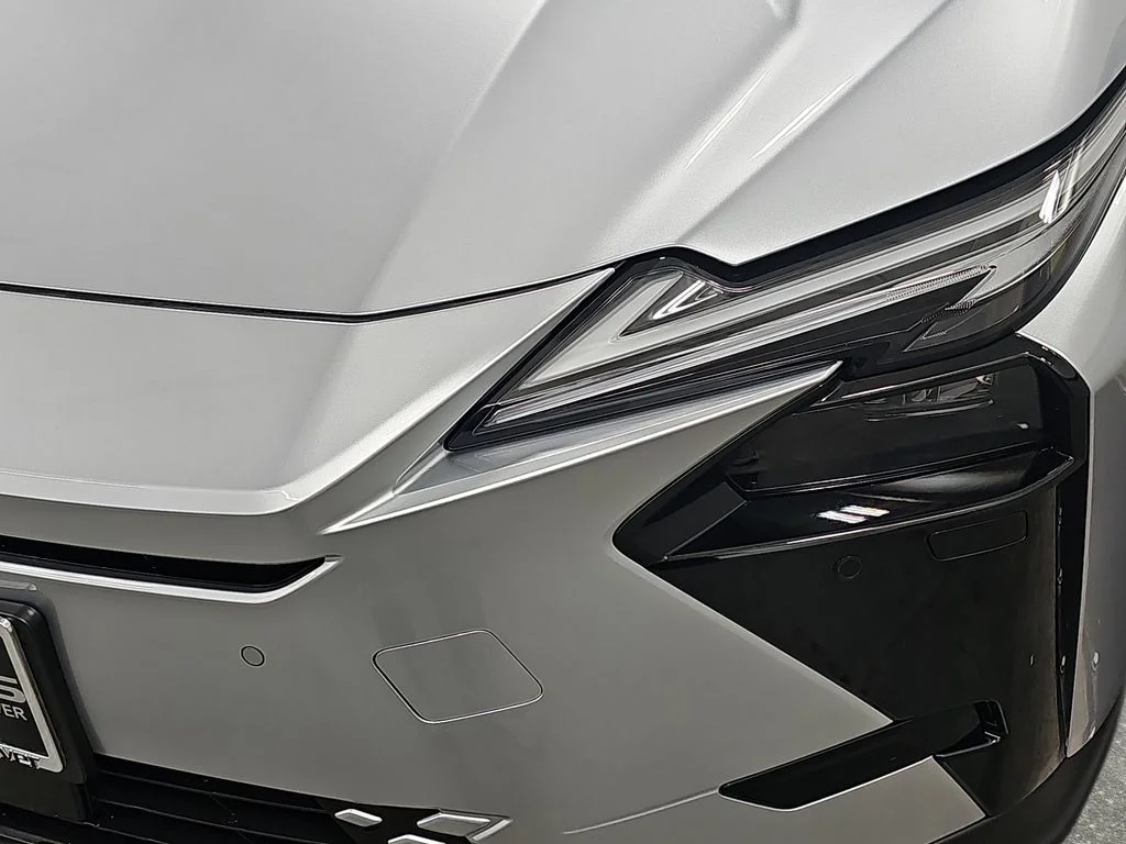 New 2026 Iridium Lexus PREMIUM AWD image 30