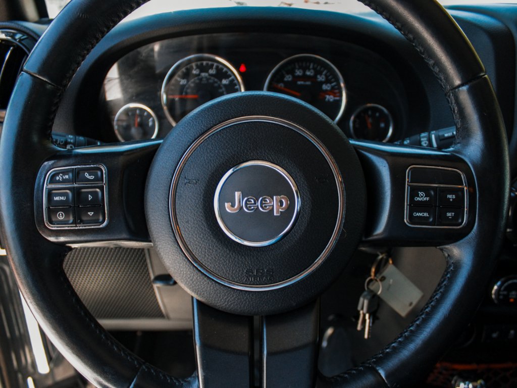 Used 2017 Gray Jeep Unlimited Rubicon image 12