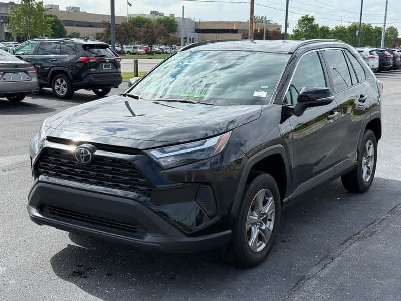 Used 2025 Midnight Black Metallic Toyota XLE image 8
