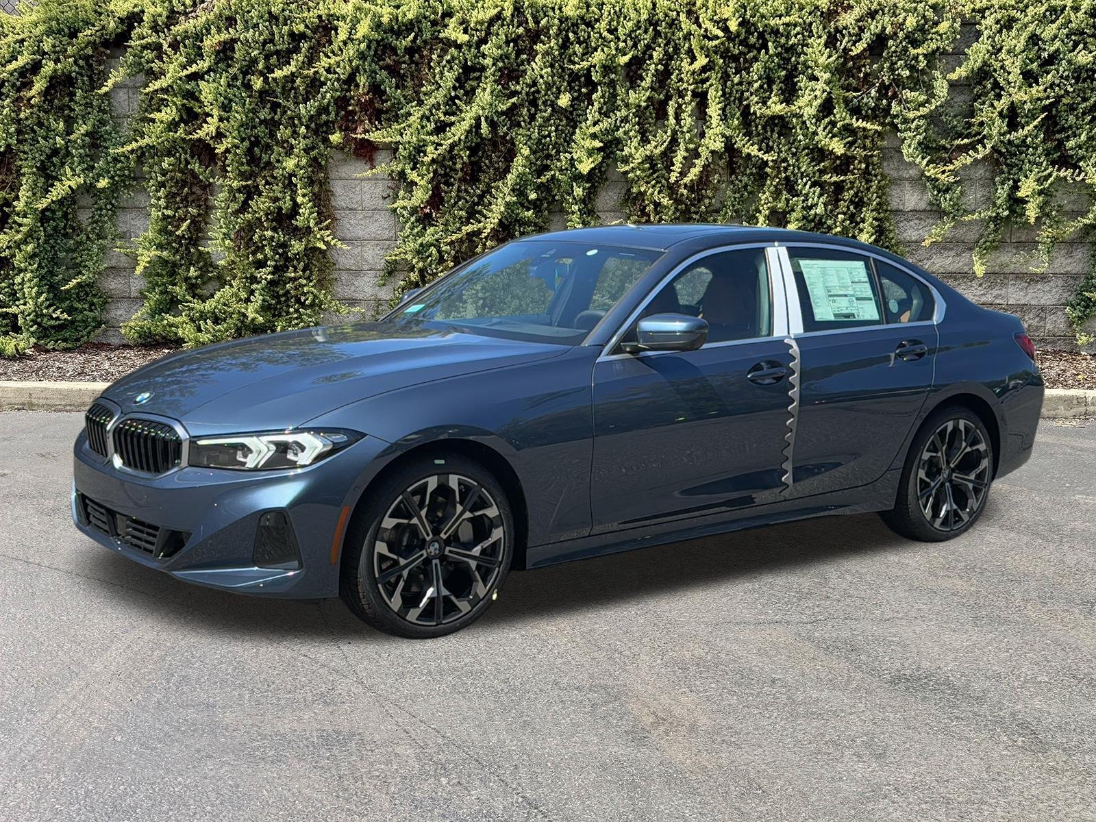 New 2026 Arctic Race Blue Metallic BMW 330i NA xDrive image 3
