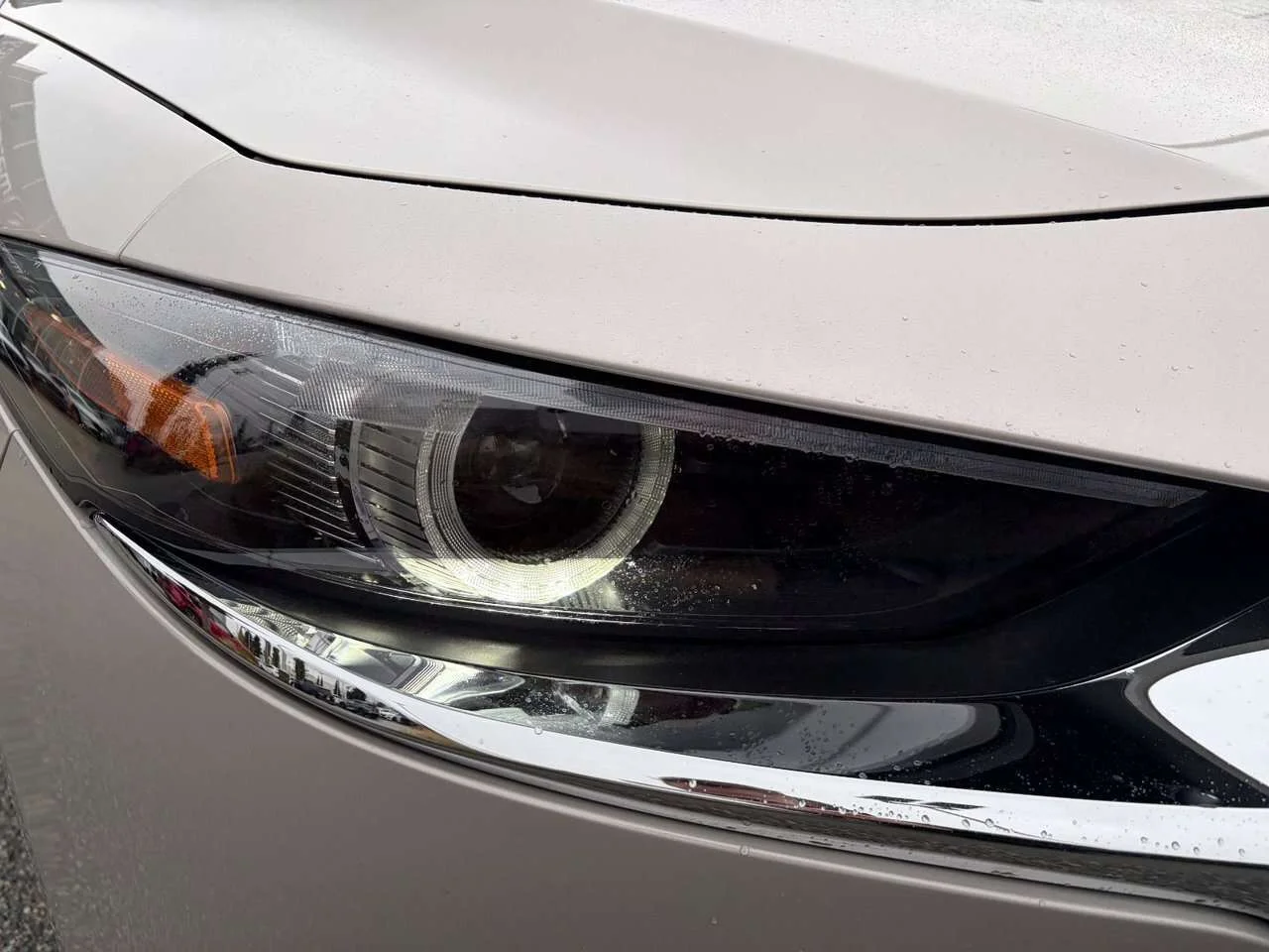 Certified Used 2023 Snowflake White Pearl Mazda GT image 3