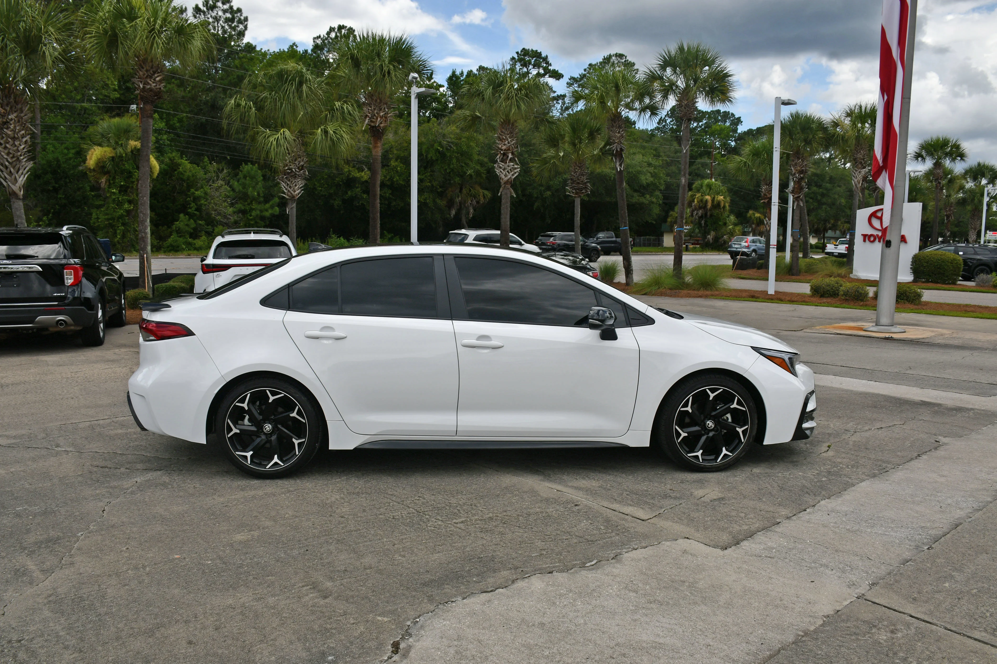 Used 2025 White Toyota FX image 1